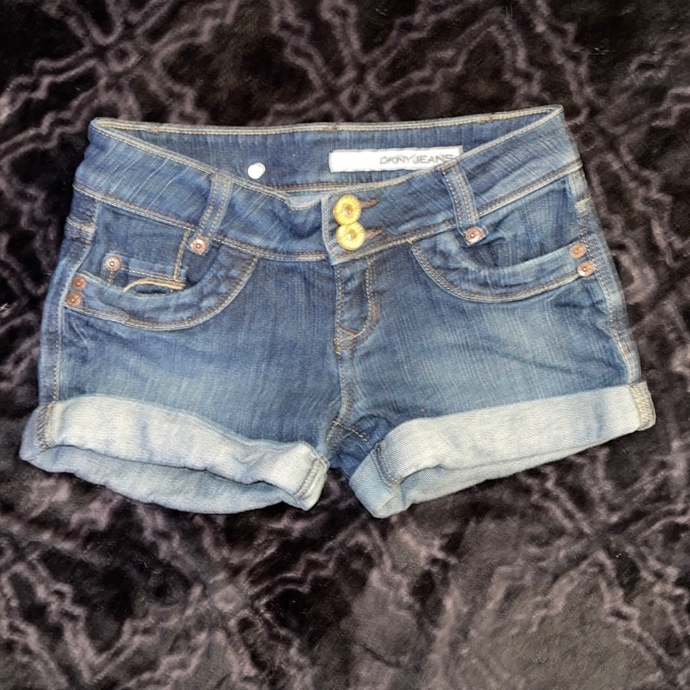 DKNYJEANS No holes, No stains, Smoke free home.